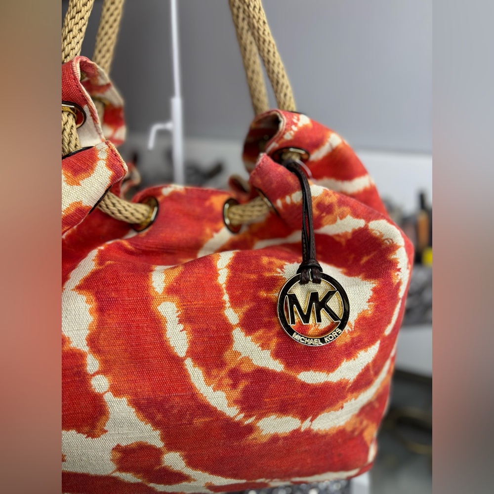 Michael Kors Marina large tie-dye canvas tote EUC - Picture 3 of 13